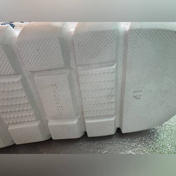 FREE PEOPLE | VIEW FROM THE TOP - SAND fully beaded sneakers - Picture 13 of 14